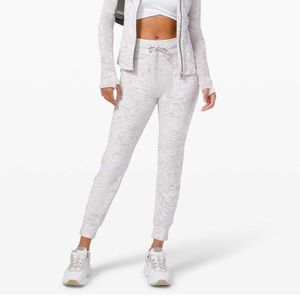 Lululemon Ready to Crush Jogger - Chrome